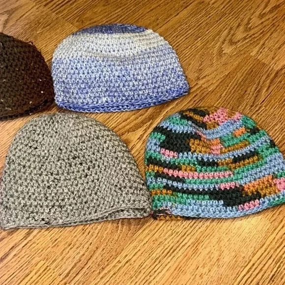 custom/handknitted/handmade toboggan custom made assorted lot of 5 hats bundle - Picture 3 of 3